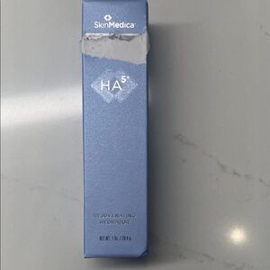 SkinMedica HA5 Hydrator in Elegant Blue